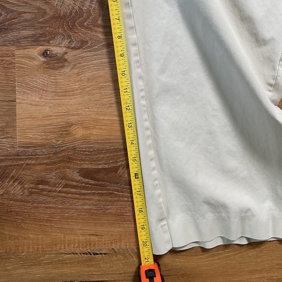 Kim Rogers Beige Capri Polyster Pants.  Elastic Waist. Size 18. - Picture 3 of 6
